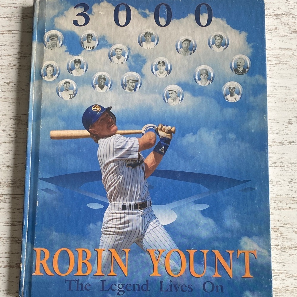 Vintage 1992 MLB Robin Yount 3000 Hits Commemorative Hardcover Book